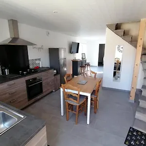 Séjour à la campagne Bord De De La Comté, Vic-le-Comte